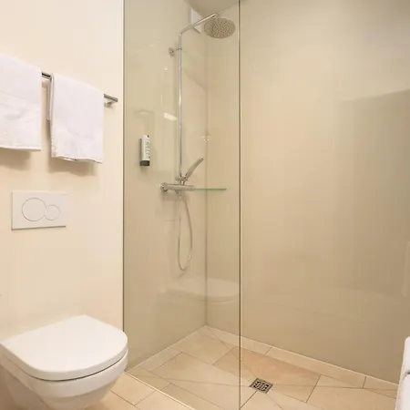 B-smart Hotel