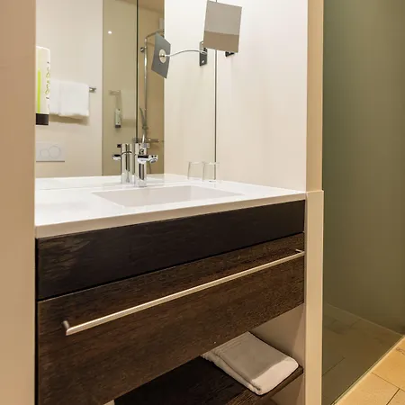 B-smart Hotel 4*